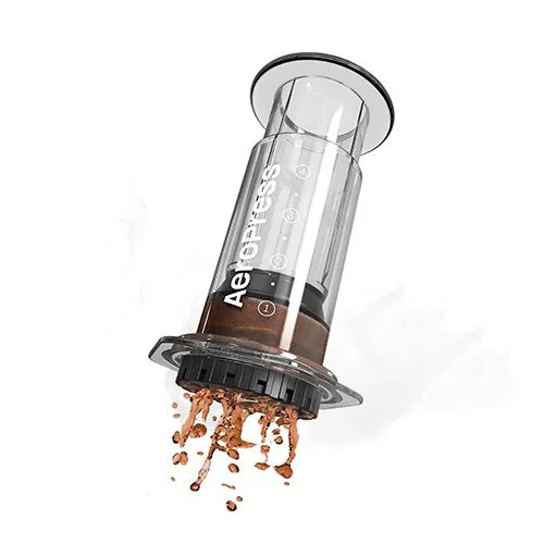 エアロプレス クリア AeroPress Coffee Maker Clear｜クリアなボディで楽しむ次世代コーヒープレス