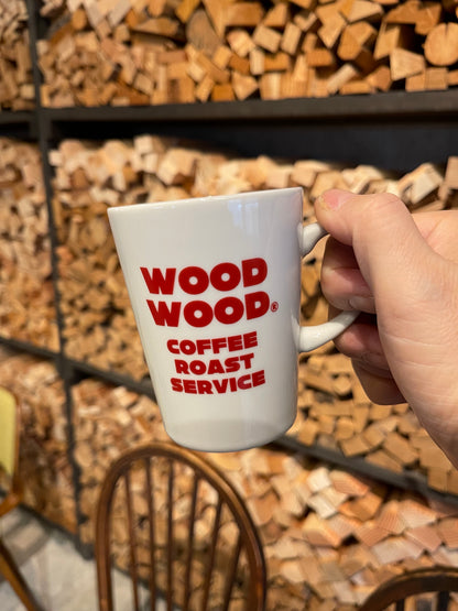 WoodWood オリジナルマグカップ｜美濃焼 三角マグ（ロゴレッド）日常の一杯を、ちょっと特別に。