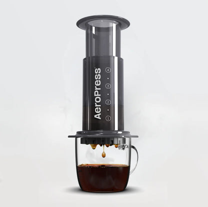 エアロプレス オリジナル コーヒーメーカー AeroPress Coffee Maker｜使い方はシンプル空気の力を利用した抽出器具